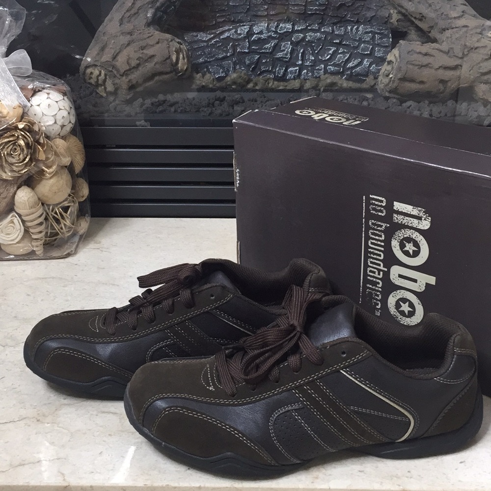 Dark Brown Casual Sneaker Size 9.5 No Boundaries